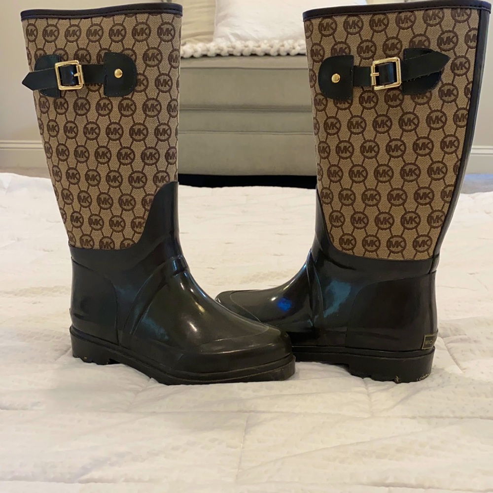 Micheal Kors rain boots